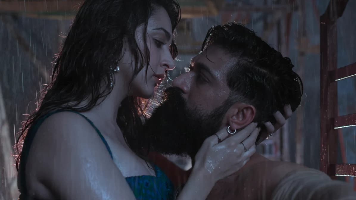 Yash and Kiara's Toxic Romance Song Tabaahi Sparks Online Backlash!